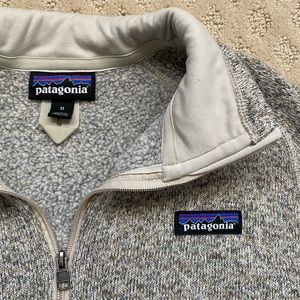 Patagonia Women’s Quarterzip ⚠️